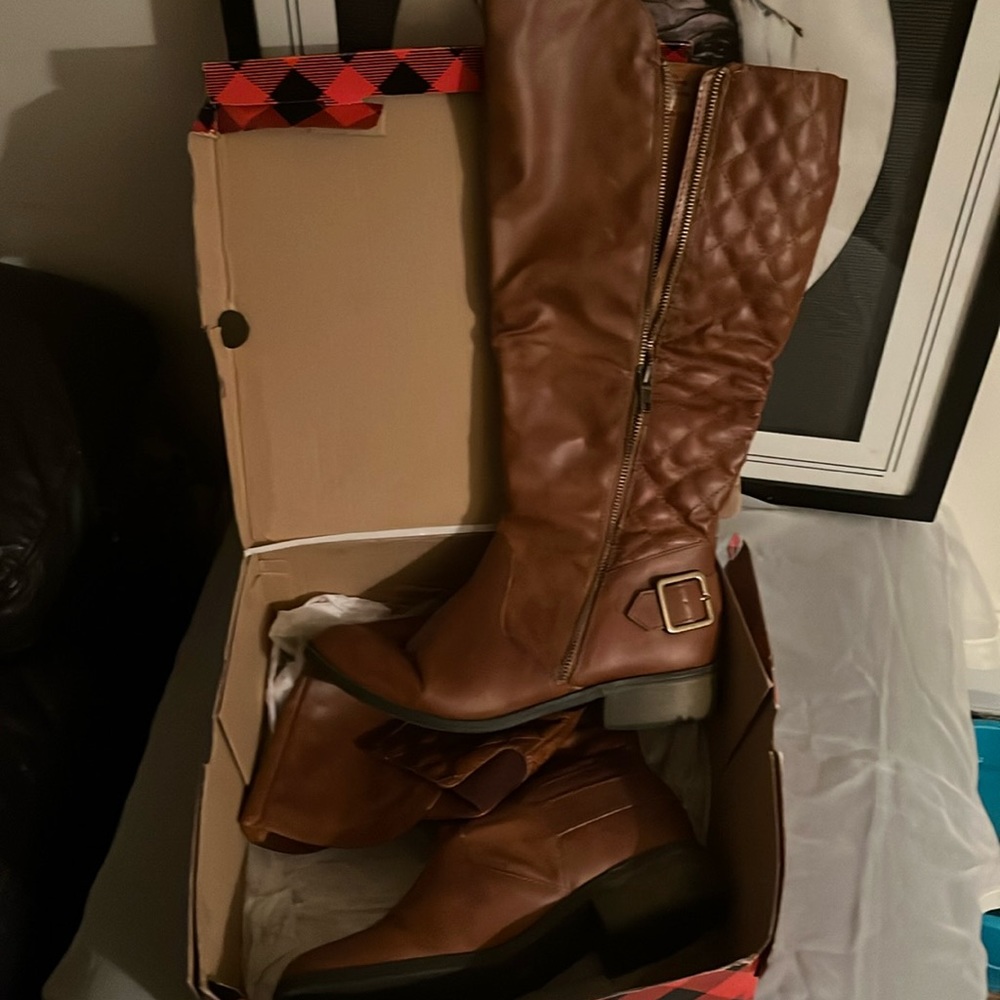 Women’s knee-high boots, Arizona, jeans company